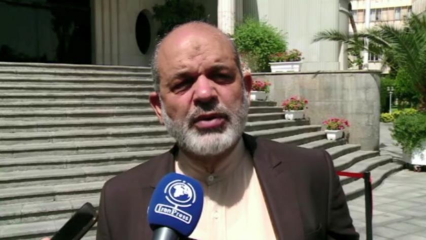 Iranpress: Iranian forces show proper response to Taliban: Interior Minister