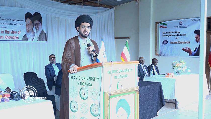 Iranpress: Ceremony held in Uganda to pay tribute to Imam Khomeini 