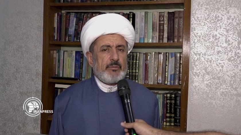 Iranpress: Thoughts of Imam Khomeini kept strong by Leader: Turkman cleric