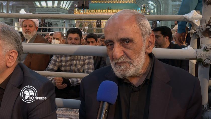 Iranpress: Officials: Iranian authorities must follow Imam Khomeini as role model 