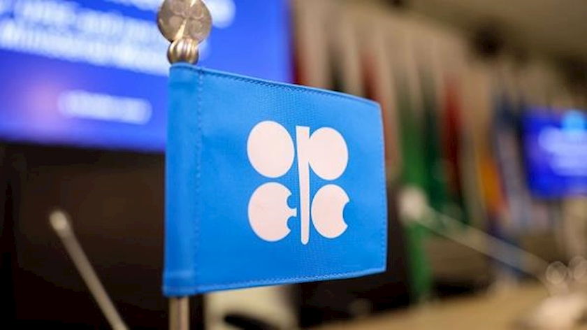 Iranpress: OPEC+ agree to extend oil output cuts