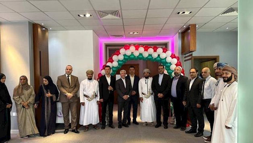 Iranpress: Iran opens health tourism center in Oman