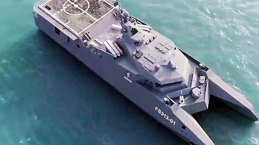 Iranpress: Iran equips vessels with 2,000-km-range cruise missiles