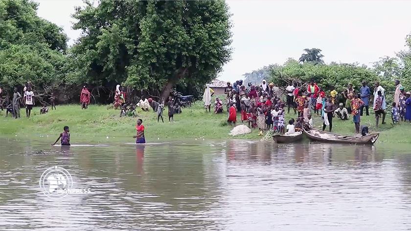 Iranpress: Nigeria boat mishap death toll rises to 144