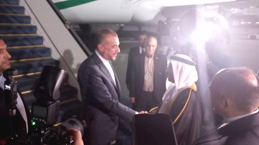 Iranpress: Amir-Abdollahian engages in diplomatic discourse during UAE leg of regional tour