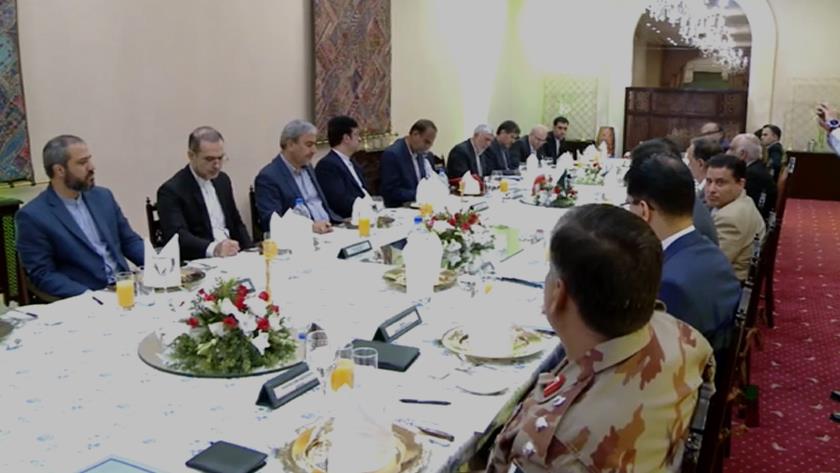 Iranpress: Iran, Pakistan launch 10th Special Se­­curity Committee 