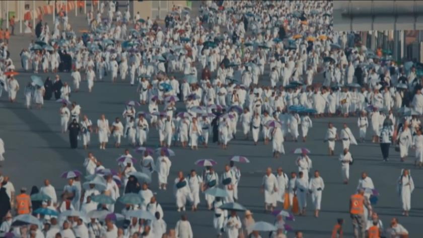Iranpress: Millions of Muslims begin Hajj