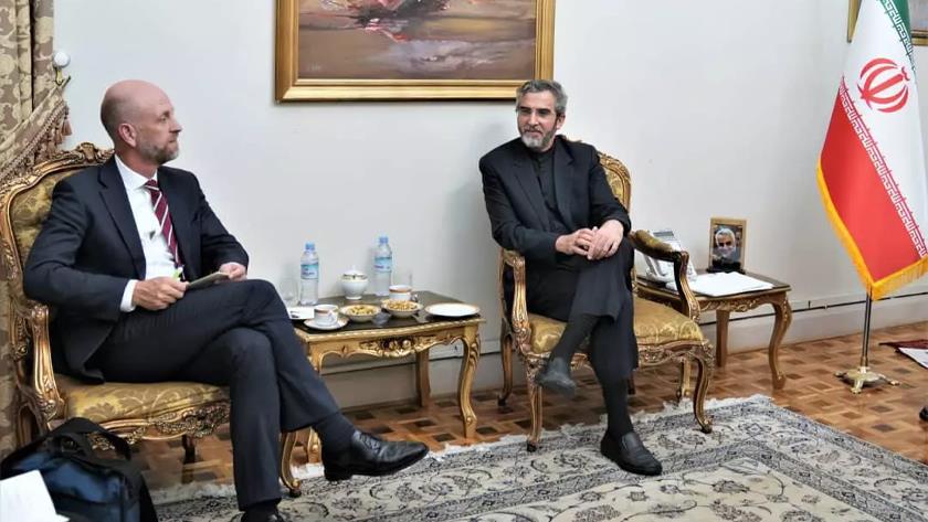 Iranpress: Iran, Norway mull over Intl. developments