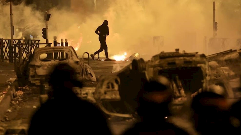 Iranpress: Fourth night of France unrest; 1300 arrested