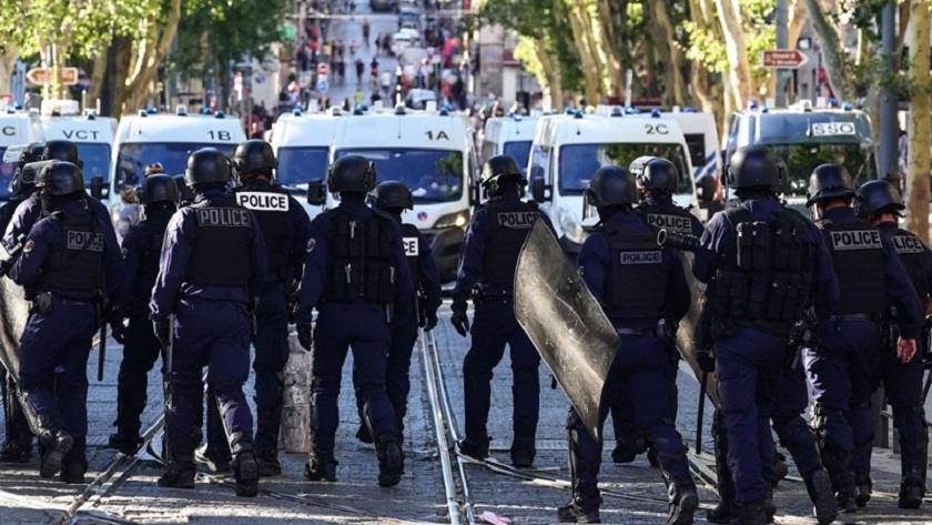 Iranpress: France sends in auxiliary security forces as unrest continues
