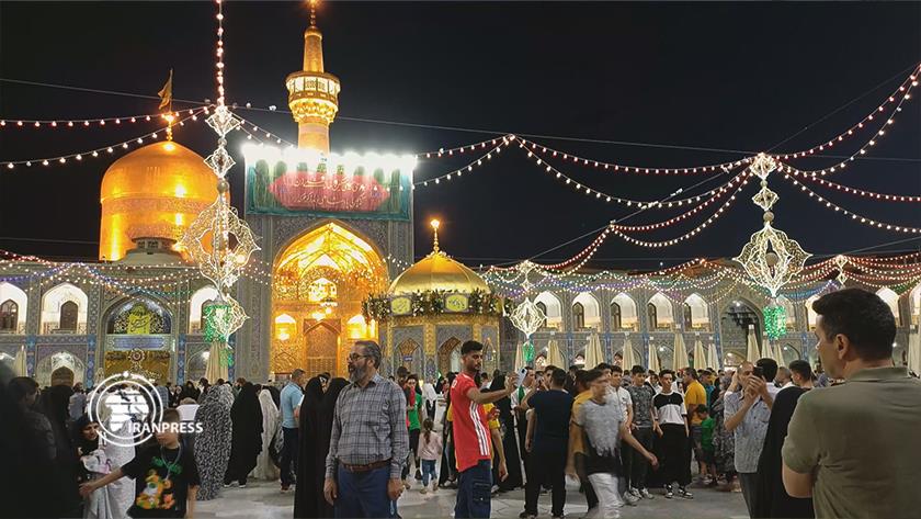 Iranpress: Mashhad illuminated on occasion Imam Kazim