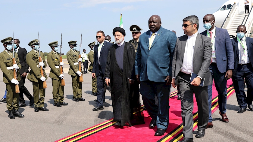 Iranpress: President Raisi arrives at Uganda