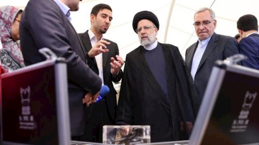 Iranpress: Raisi visits Iran