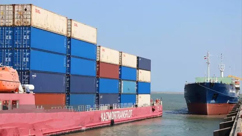Iranpress: Iran, Russia confer establishing joint shipping company