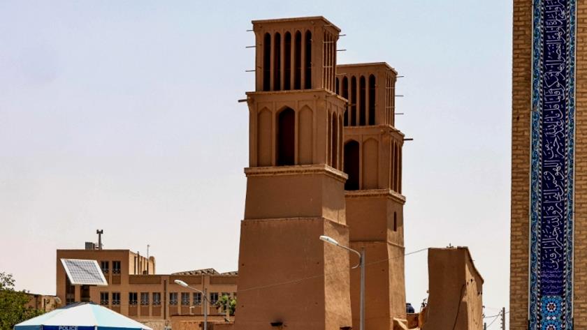Iranpress: Iran’s ancient ‘wind catchers’ beat heat naturally