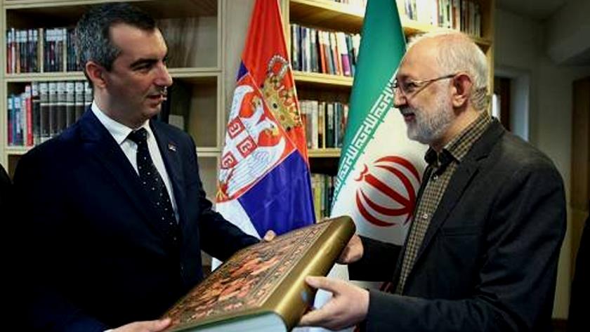 Iranpress: Serbia donates five historical copies of books to Iran