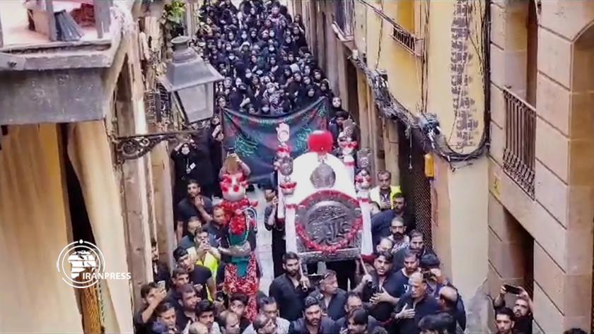 Iranpress: Ashura Procession held in Barcelona