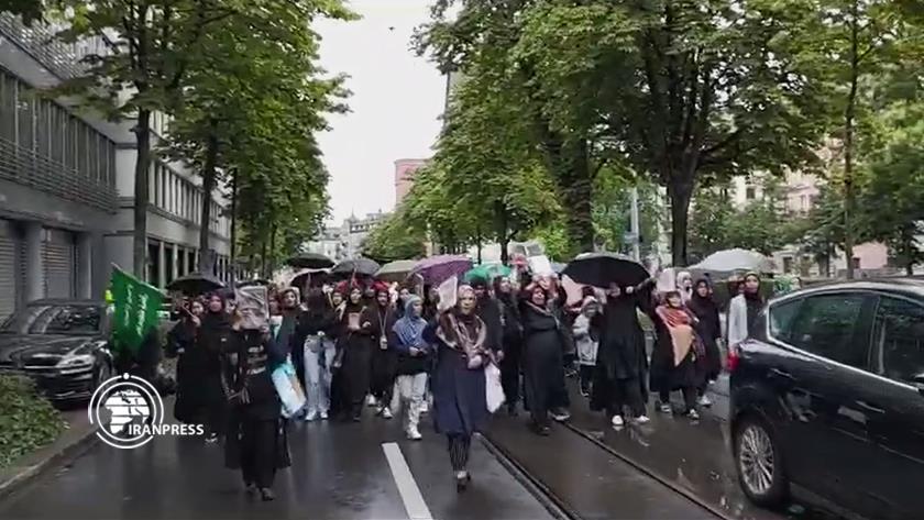 Iranpress: Ashura mourning procession held in Zürich + video