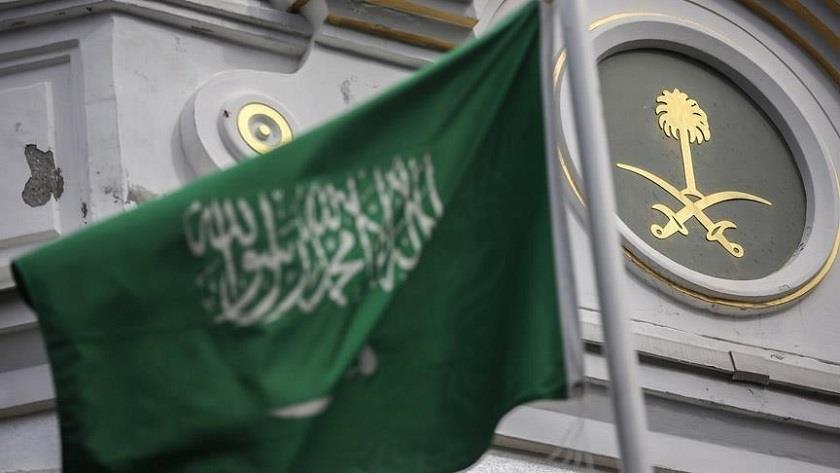 Iranpress: Saudi Arabia urges its citizens to leave Lebanon immediately 