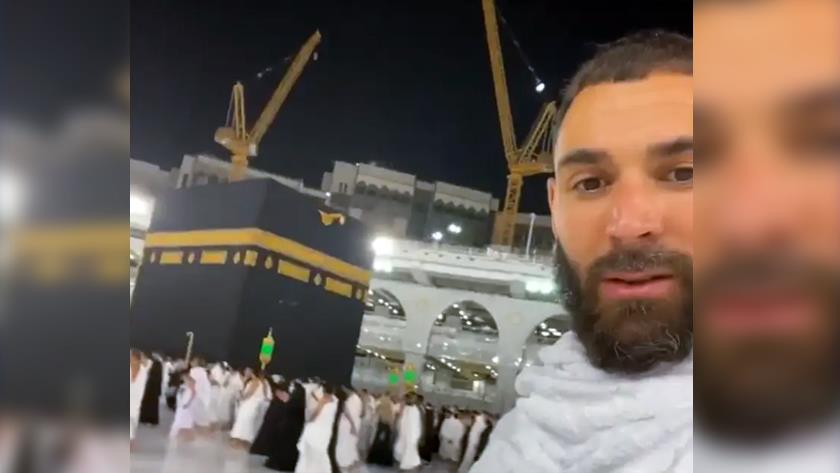 Iranpress: Benzema shares video while performing Umrah in Mecca