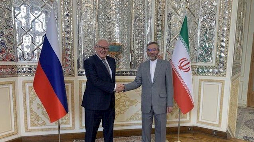 Iranpress: Deputy foreign ministers of Iran, Russia meet, discuss expansion of ties