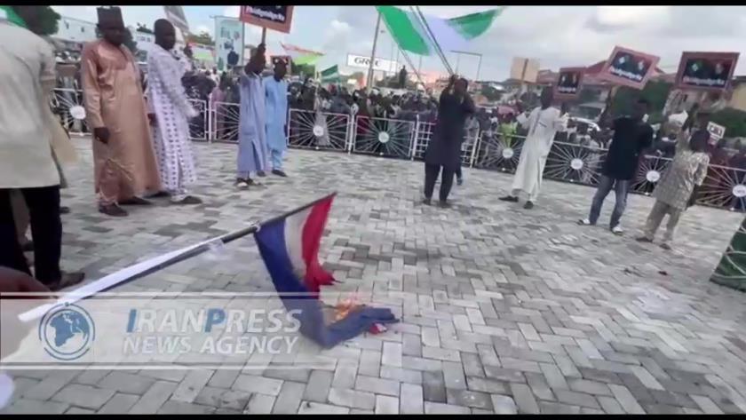 Iranpress: Nigerian protesters say no to proxy war