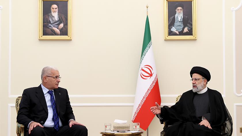 Iranpress: Iran would like to share experience with Algeria: President