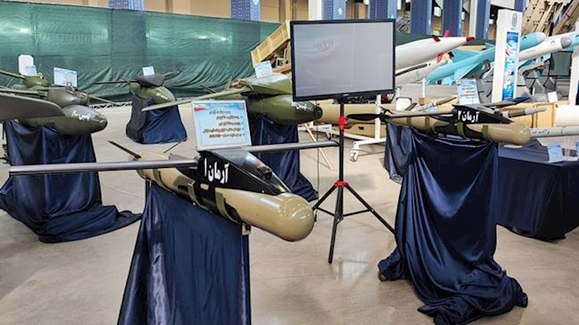 Iranpress: Arman 1, Arman 2 smart bombs unveiled