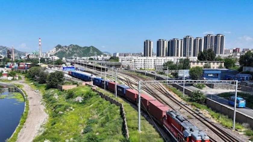 Iranpress: New rail route between China and Uzbekistan inaugurated