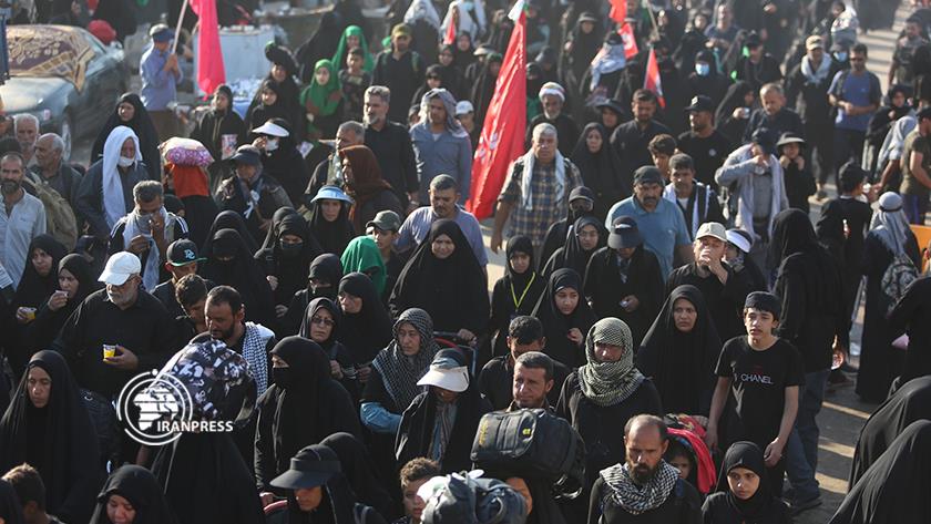 Iranpress: Arbaeen march; Showing love and affection to Imam Hussain (A.S.) 