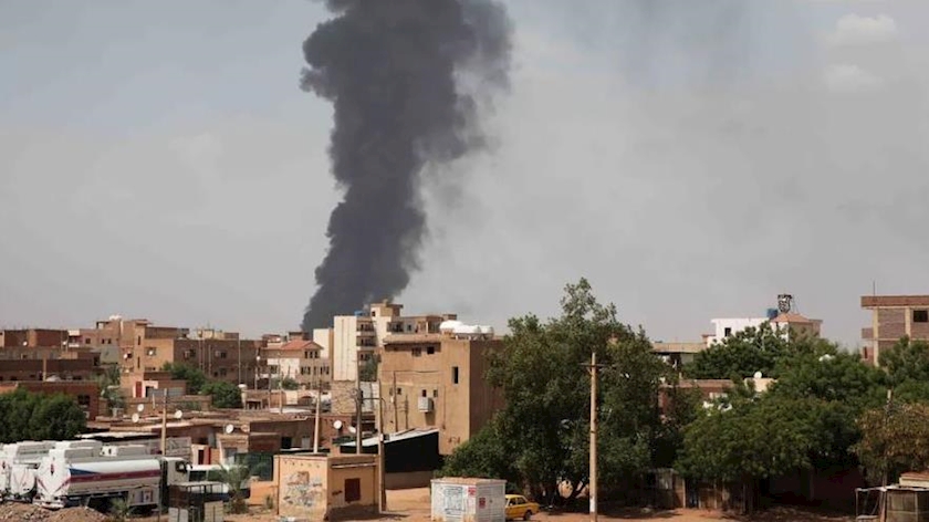 Iranpress: Air raids kill at least 11 in Sudanese capital