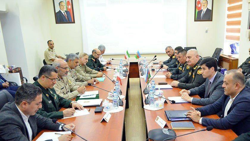 Iranpress: Tehran and Baku sign a military and defense cooperation doc.