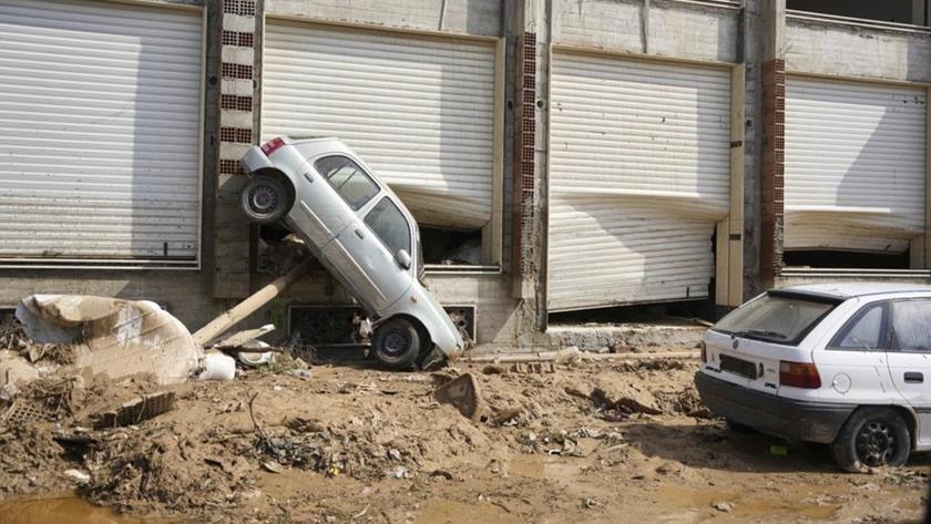 Iranpress: Thousands dead and missing after devastating flooding in eastern Libya