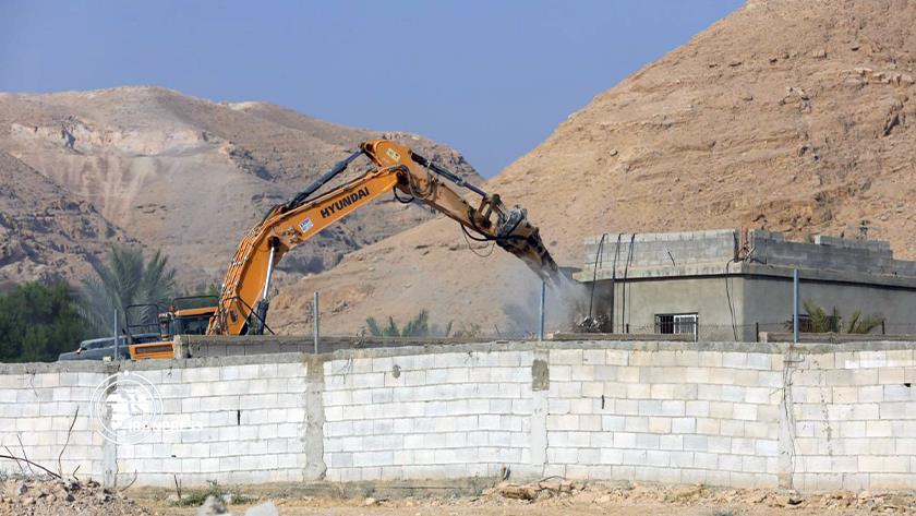 Iranpress: Demolition of Palestinian tents and houses continues 