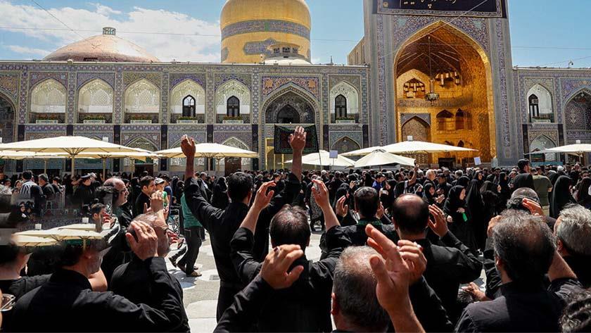 Iranpress: People mourning Imam Reza