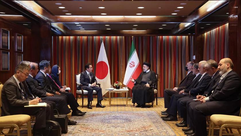 Iranpress: Iran Pres. meets Iraqi, Japanese PMs