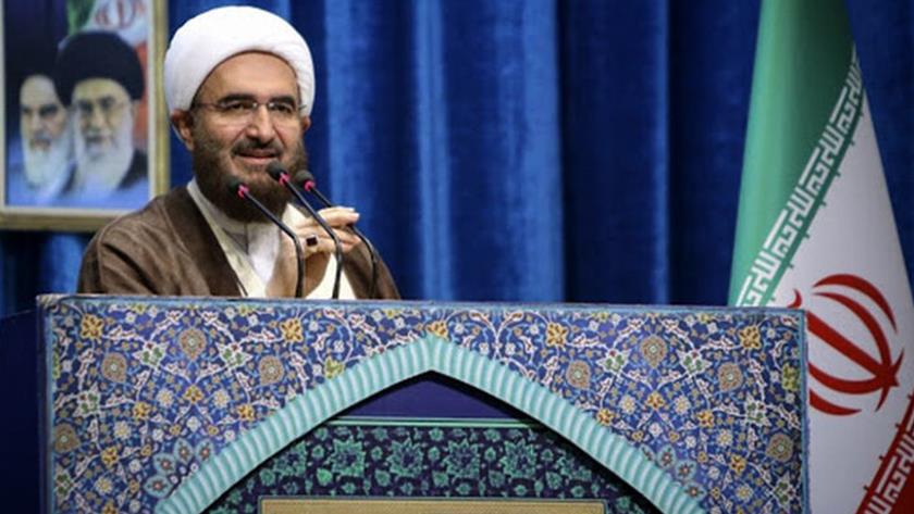 Iranpress: Holy defense; most popular defense with extraordinary social aspect: Top cleric