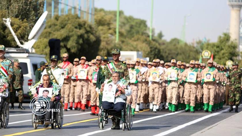Iranpress: Holy Defense Week: Armed forces