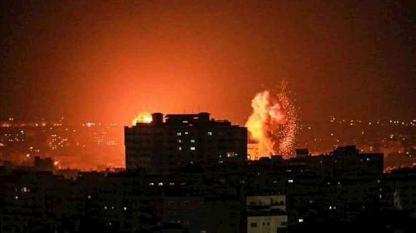 Iranpress: Israeli army attacks Gaza overnight