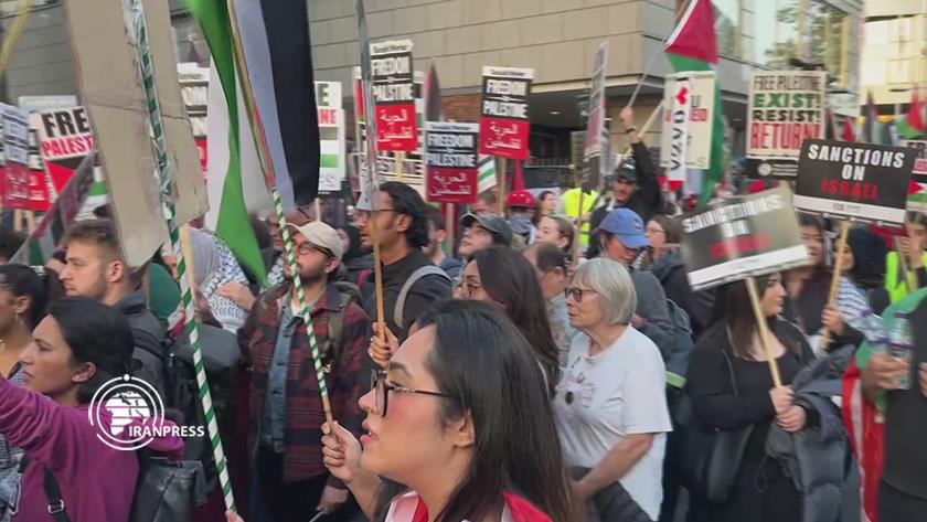 Iranpress: Pro-Palestinians gather outside Israeli Embassy in London 