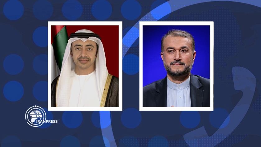 Iranpress: Iran, UAE foreign ministers hold phone call
