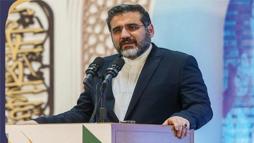 Iranpress: Culture Minister: A prosperous period of culture, art appears in Iran