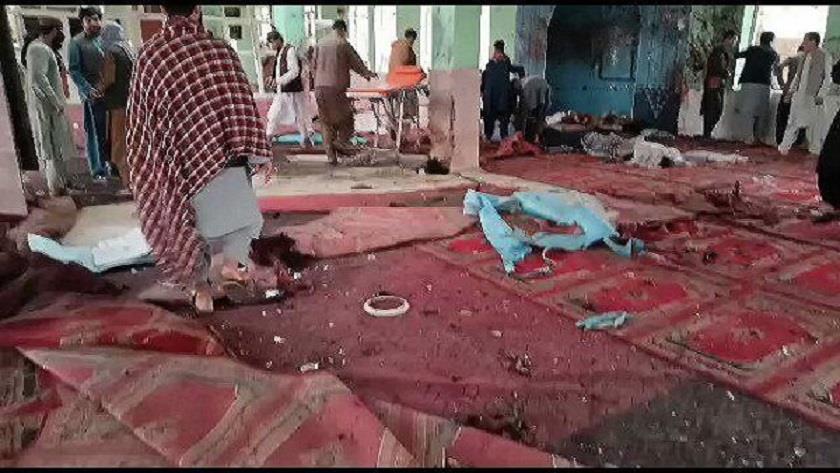 Iranpress: Afghanistan: Blast in mosque leaves 30 dead