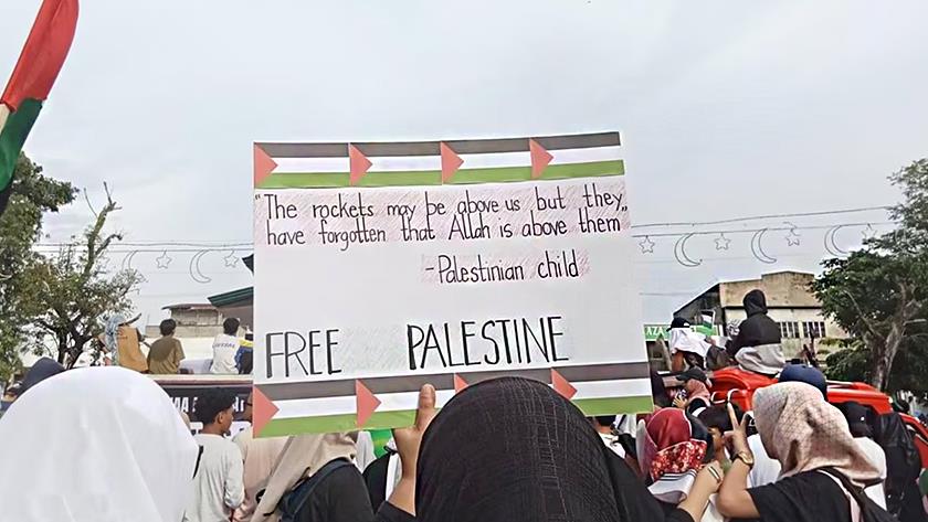 Iranpress: Thousands in southern Philippines participate in pro-Palestine protest