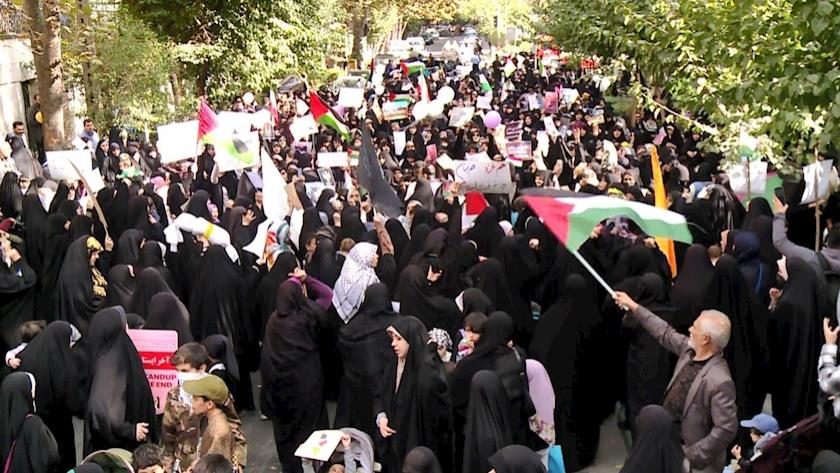 Iranpress: Iranians hold Pro-Palestine rally in front of UN office in Tehran