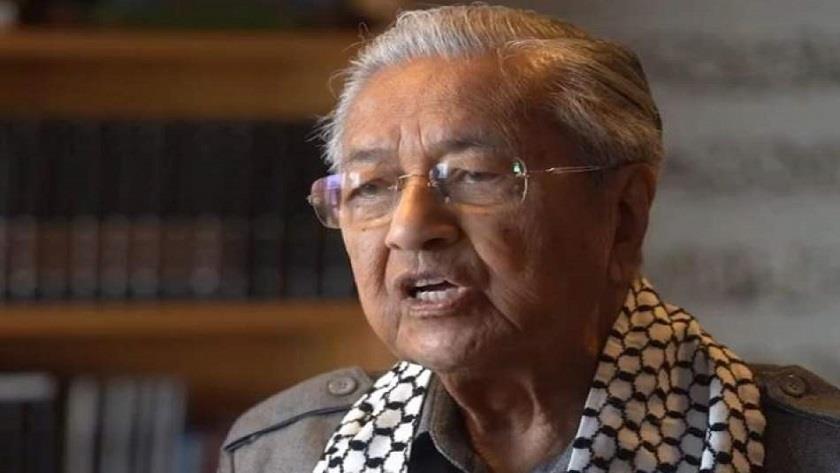 Iranpress: Mahathir Mohammad calls US President a liar
