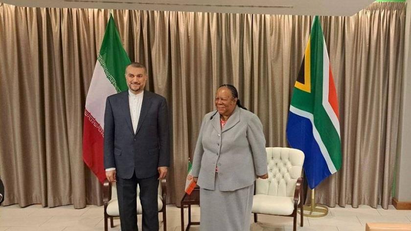 Iranpress: South African FM emphasizes supporting Palestinian cause 