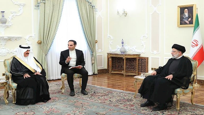Iranpress: Raisi receives credentials of new ambassadors to Iran