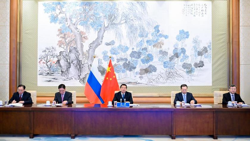 Iranpress: China, Russia to hold meeting of Yangtze-Volga cooperation council