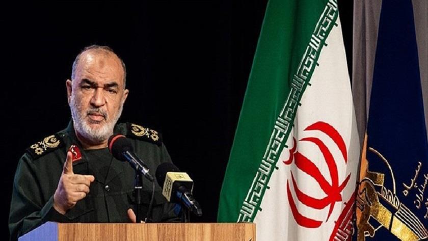 Iranpress: IRGC Chief : Islamic Revolution revives Iran